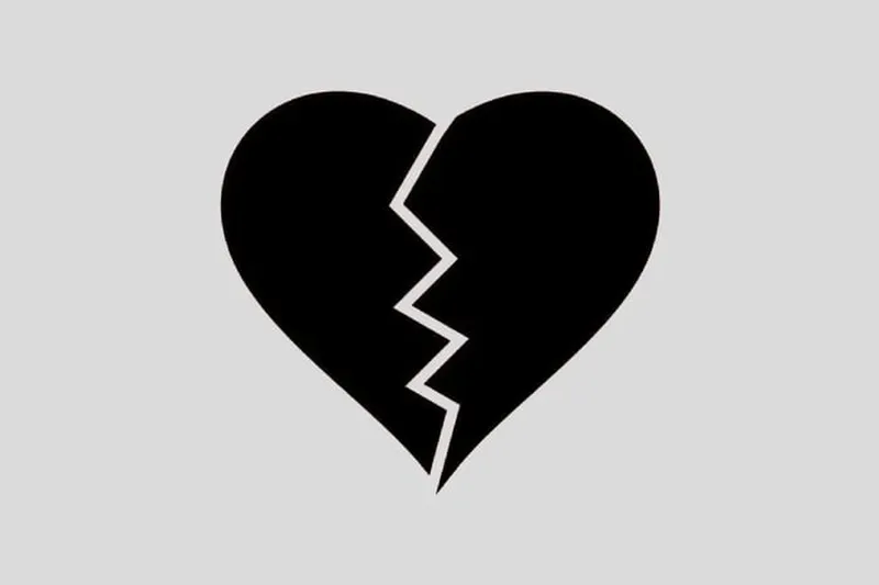 Màn hình trái tim đen mang đến sự bí ẩn và cuốn hút