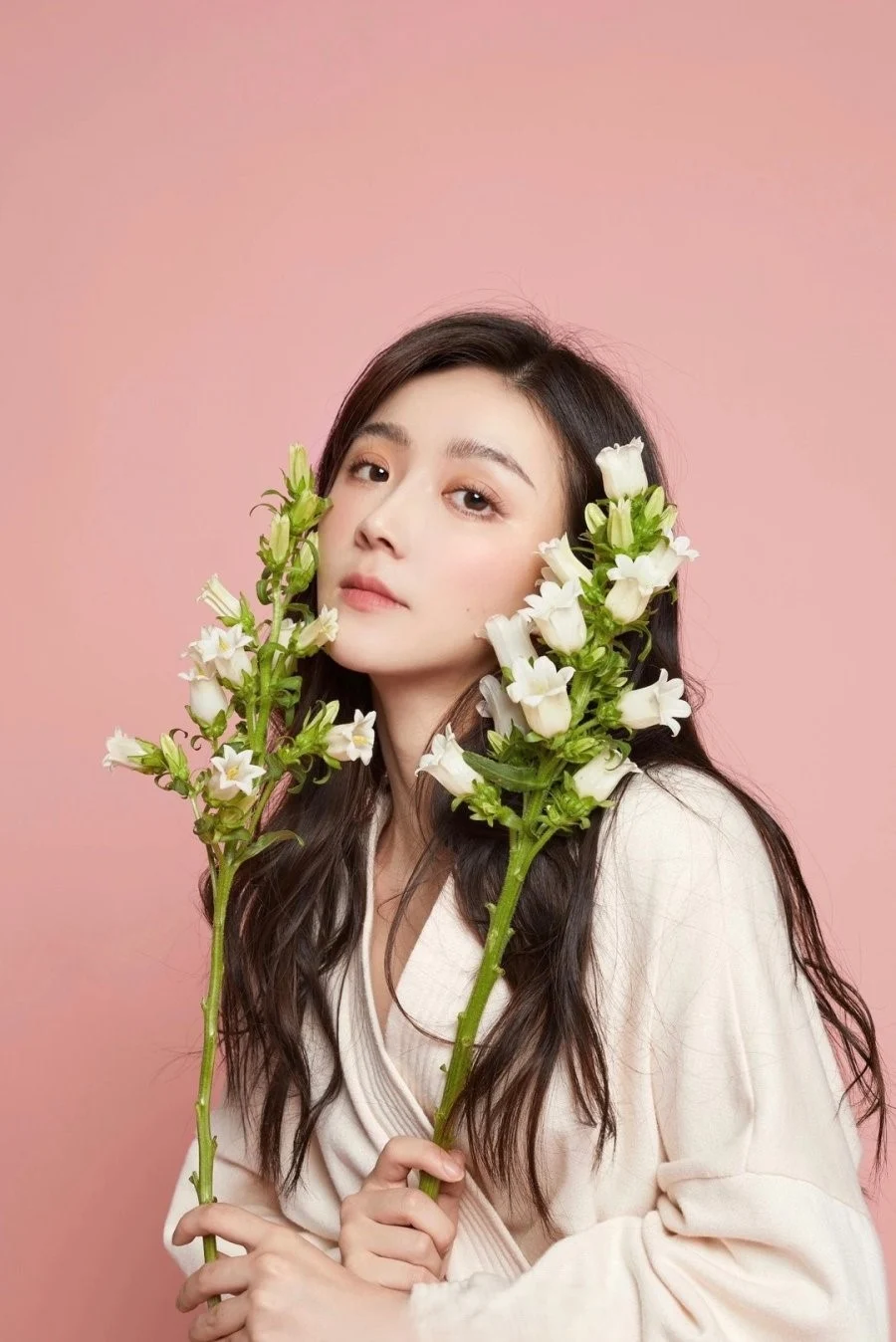 Hình nền 4k gái xinh giúp bạn tận hưởng hình ảnh sắc nét và đẹp mắt Hình nền 4k gái xinh giúp bạn tận hưởng hình ảnh sắc nét và đẹp mắt