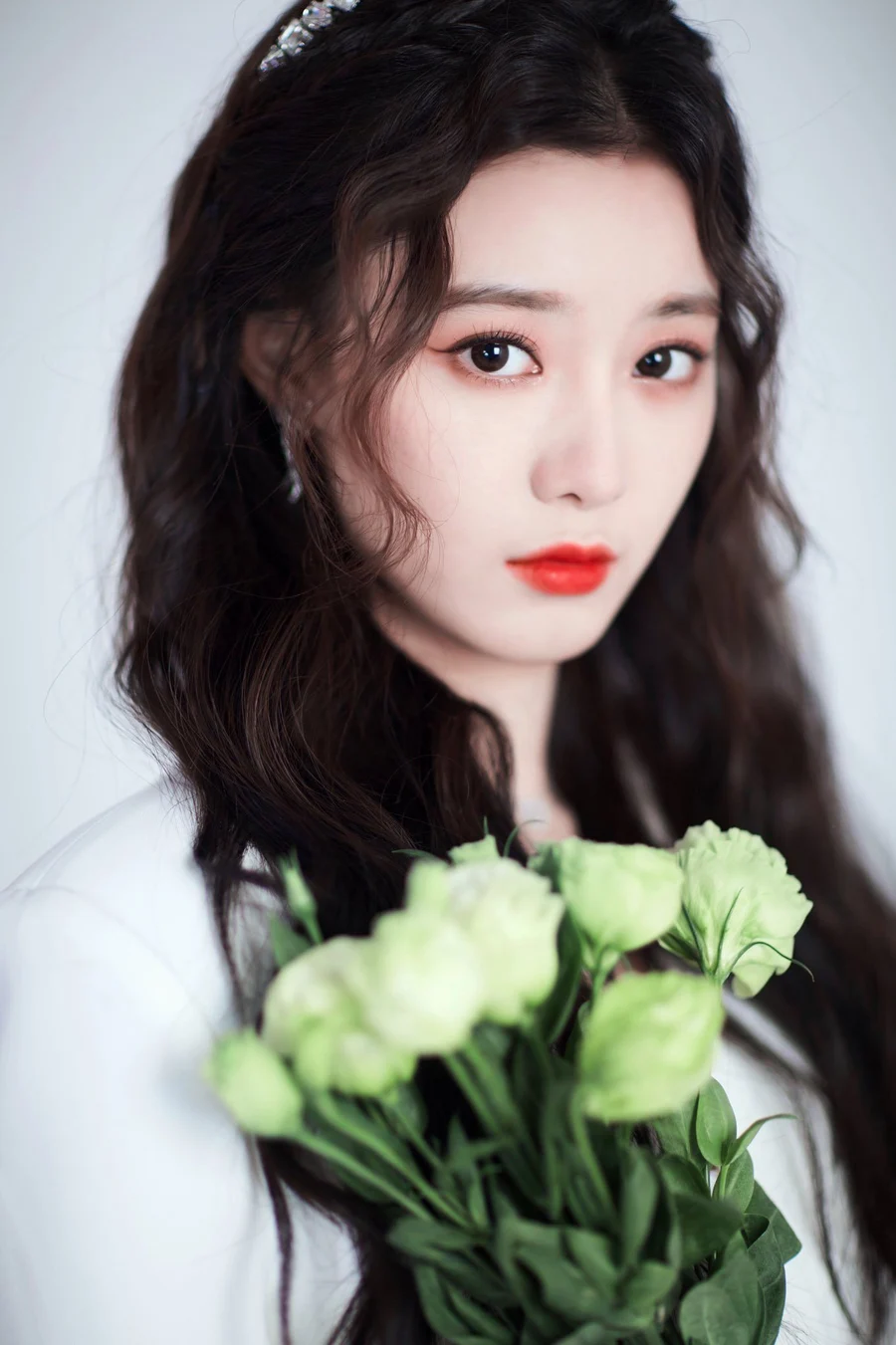 Cô gái anime buồn giúp bạn thể hiện tâm trạng một cách rõ ràng Cô gái anime buồn giúp bạn thể hiện tâm trạng một cách rõ ràng