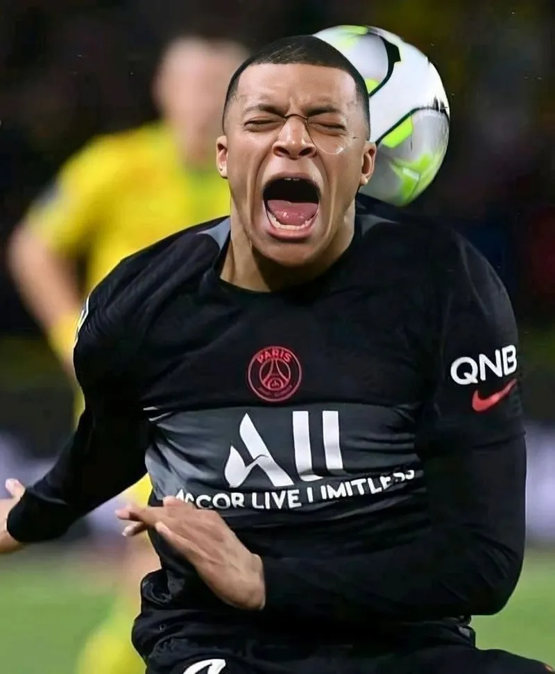 Ronaldo siuuu meme thật đáng yêu và vui nhộn Ronaldo siuuu meme thật đáng yêu và vui nhộn