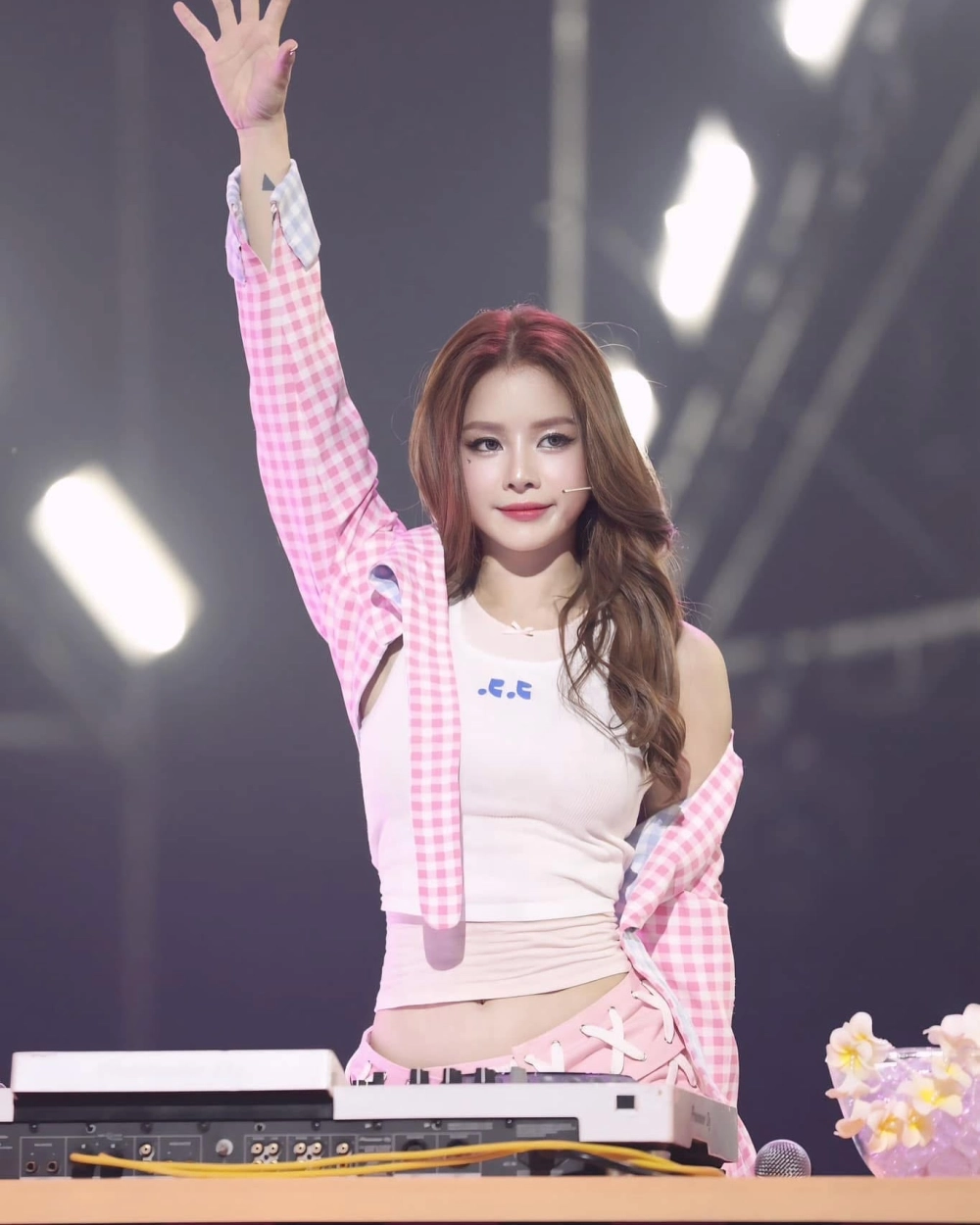 Hình ảnh thay đổi ngoạn mục từ dj mie phẫu thuật thẩm mỹ