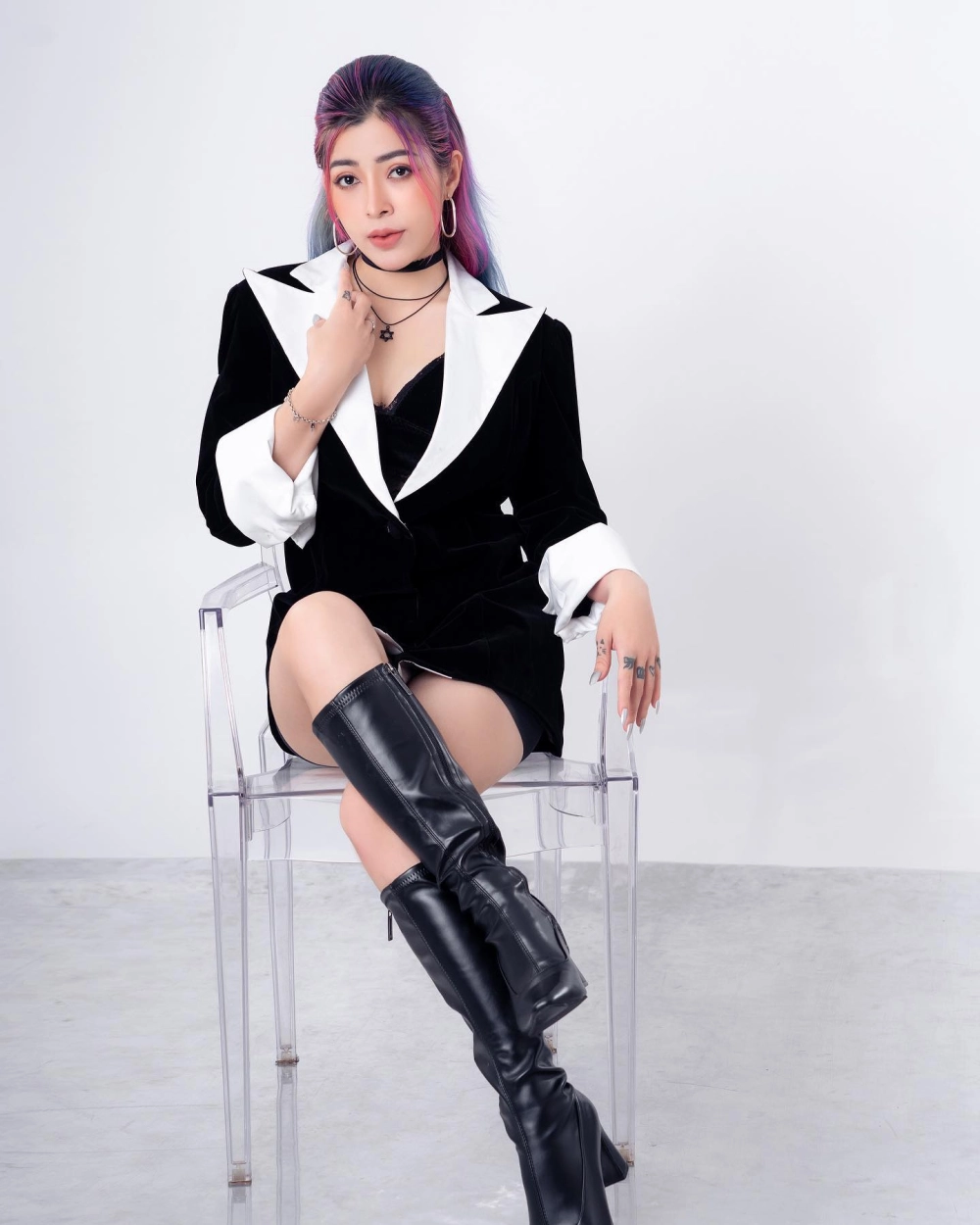 Người yêu của Linh Barbie là ai luôn gây tò mò