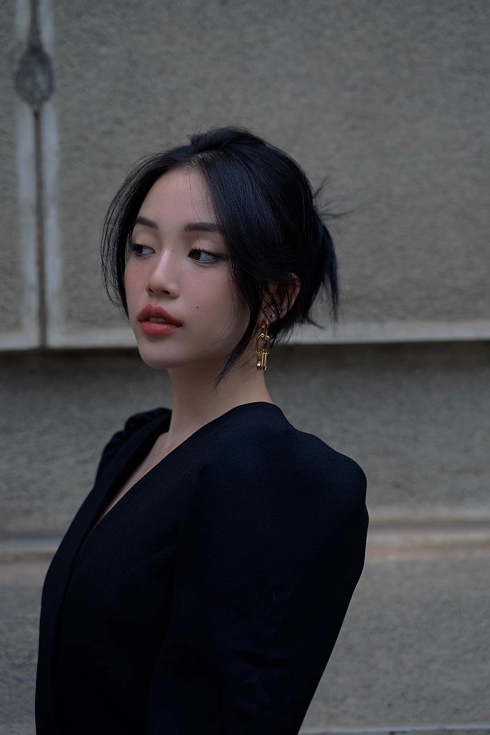 Thông tin bất ngờ về Linh Ngọc Đàm học trường gì