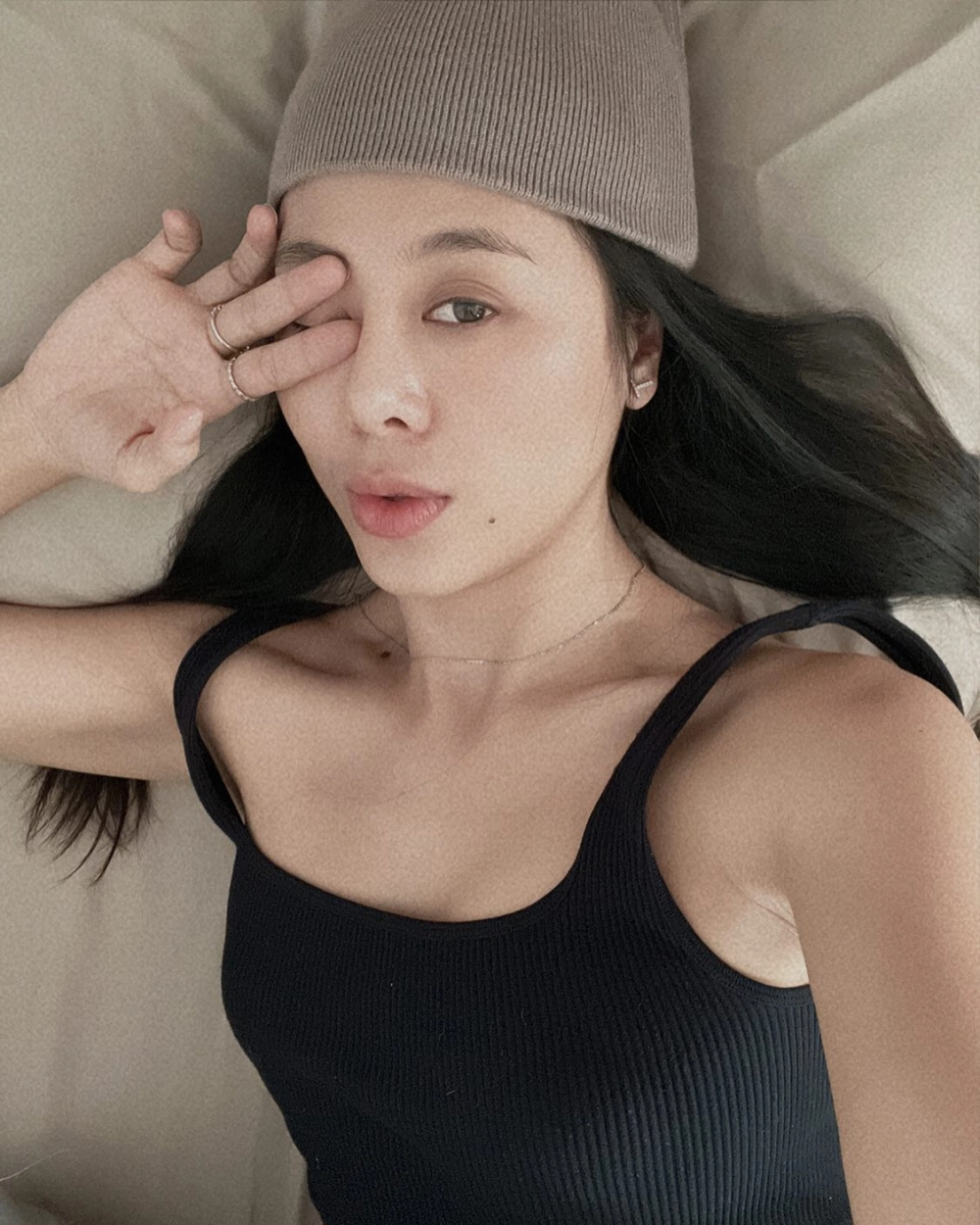 Loạt ảnh hậu trường siêu dễ thương của 2n1d Nam Thư