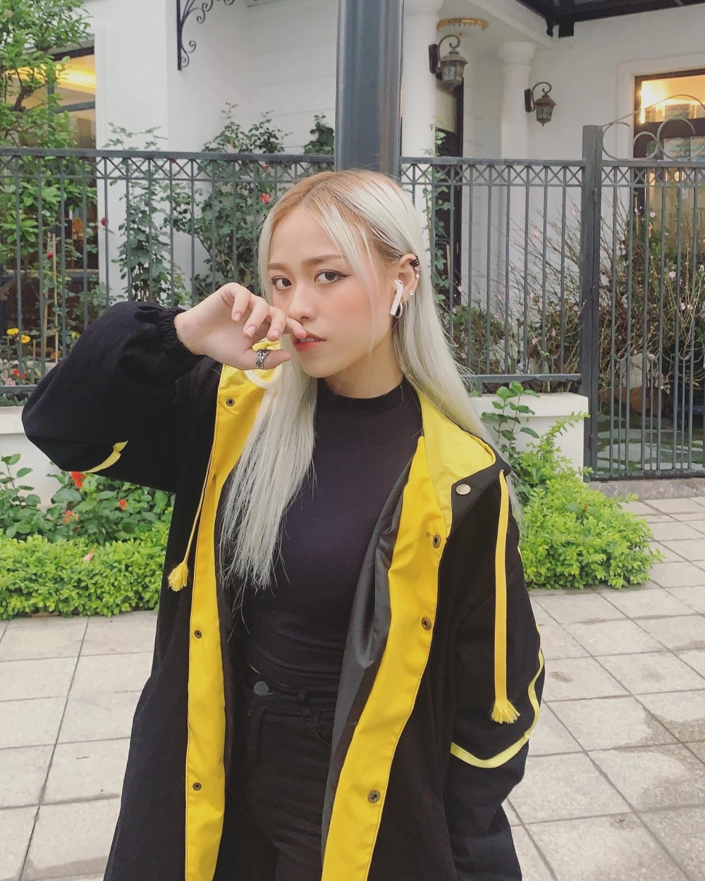 Clip vui nhộn Trà Đặng là em hay chị được yêu thích