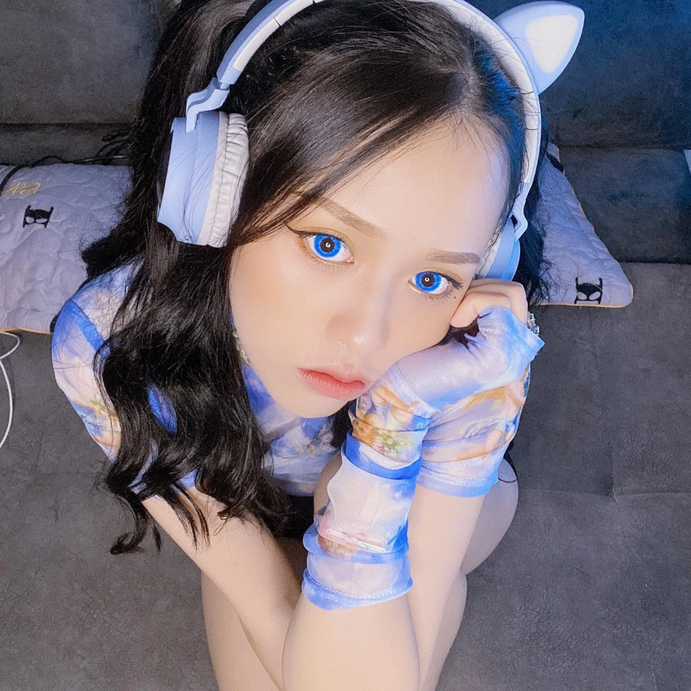 Thần thái đỉnh cao trong bộ ảnh Trà Đặng ngầu cực chất