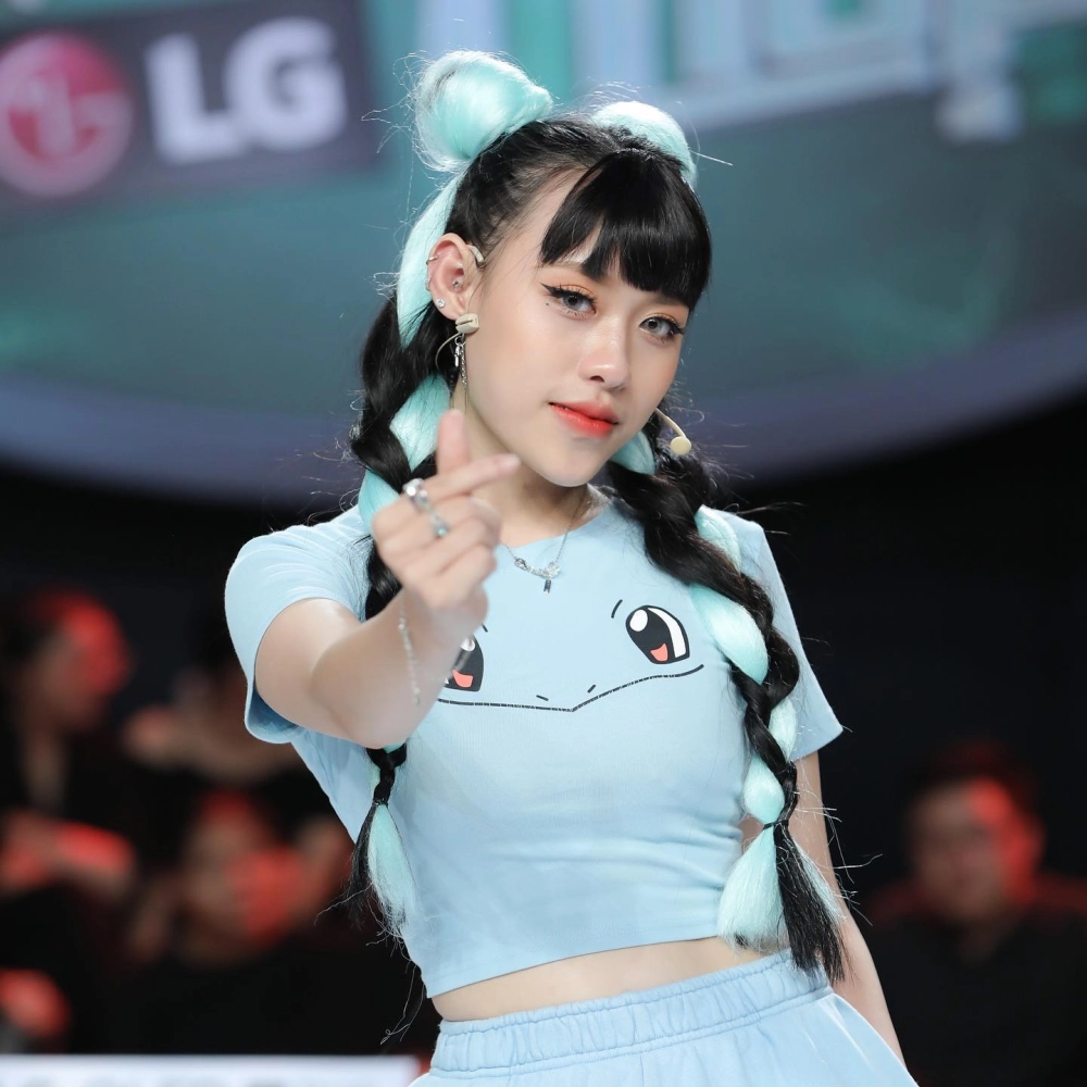 Vũ đạo điêu luyện của Trà Đặng nhảy khiến người xem thán phục