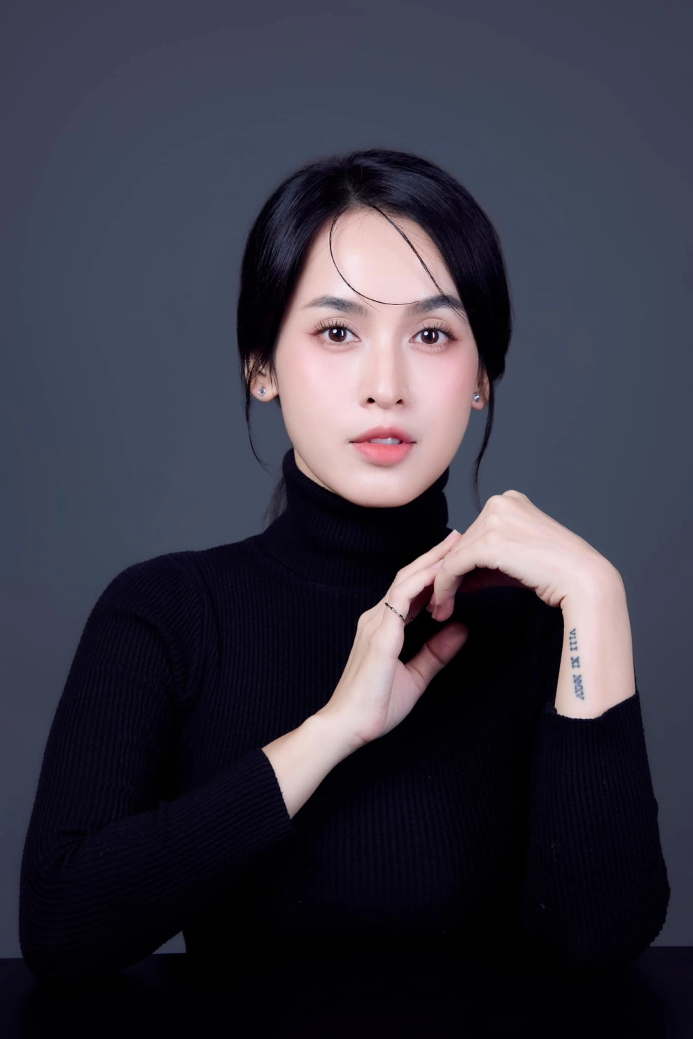 Tìm hiểu Lê Tú Vi sinh năm bao nhiêu và sự nghiệp nghệ thuật nổi bật