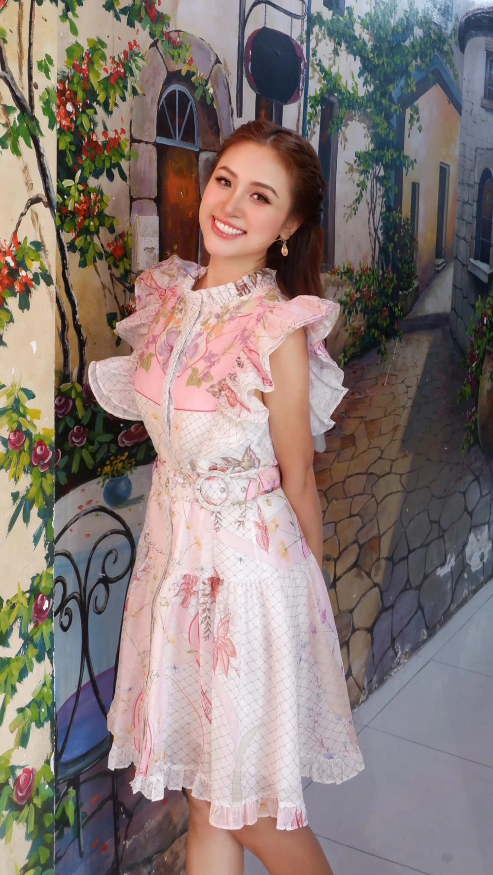 Dù Vân Hugo bị bệnh nhưng cô vẫn luôn truyền đi năng lượng tích cực