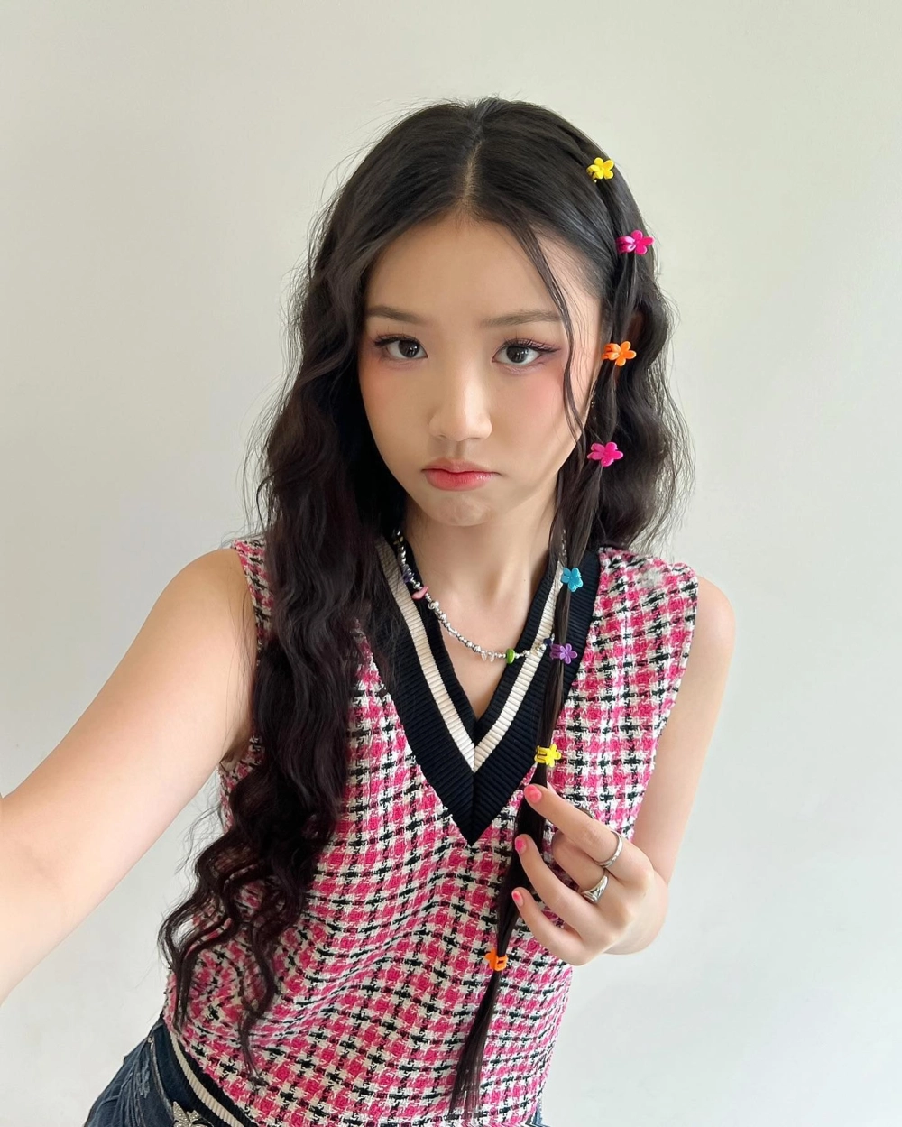 Ảnh gái xinh TikTok ngập tràn năng lượng