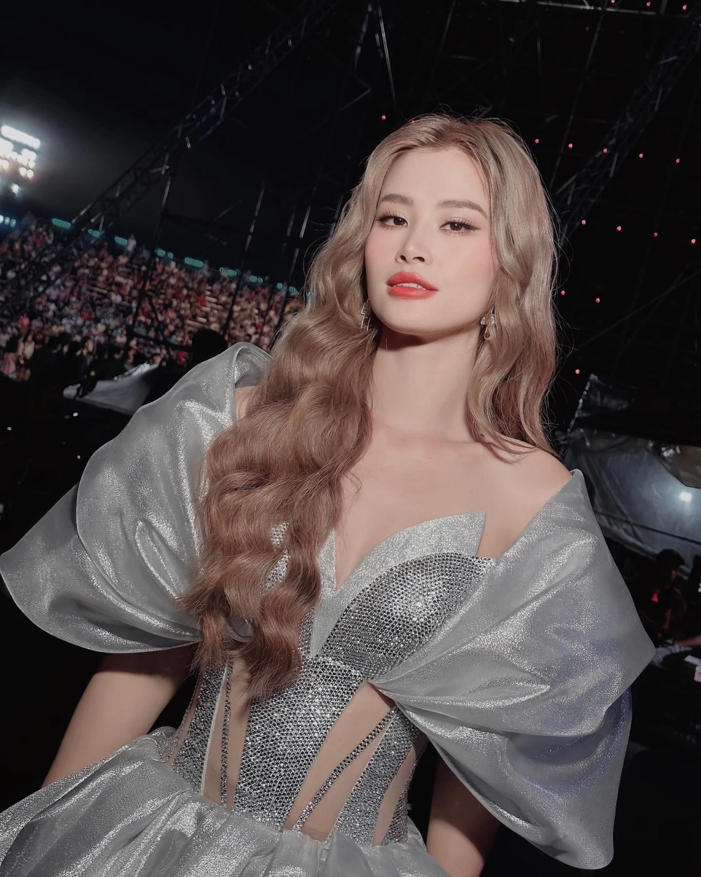 Nhạc tết Đông Nhi vui tươi rộn ràng không thể thiếu dịp xuân