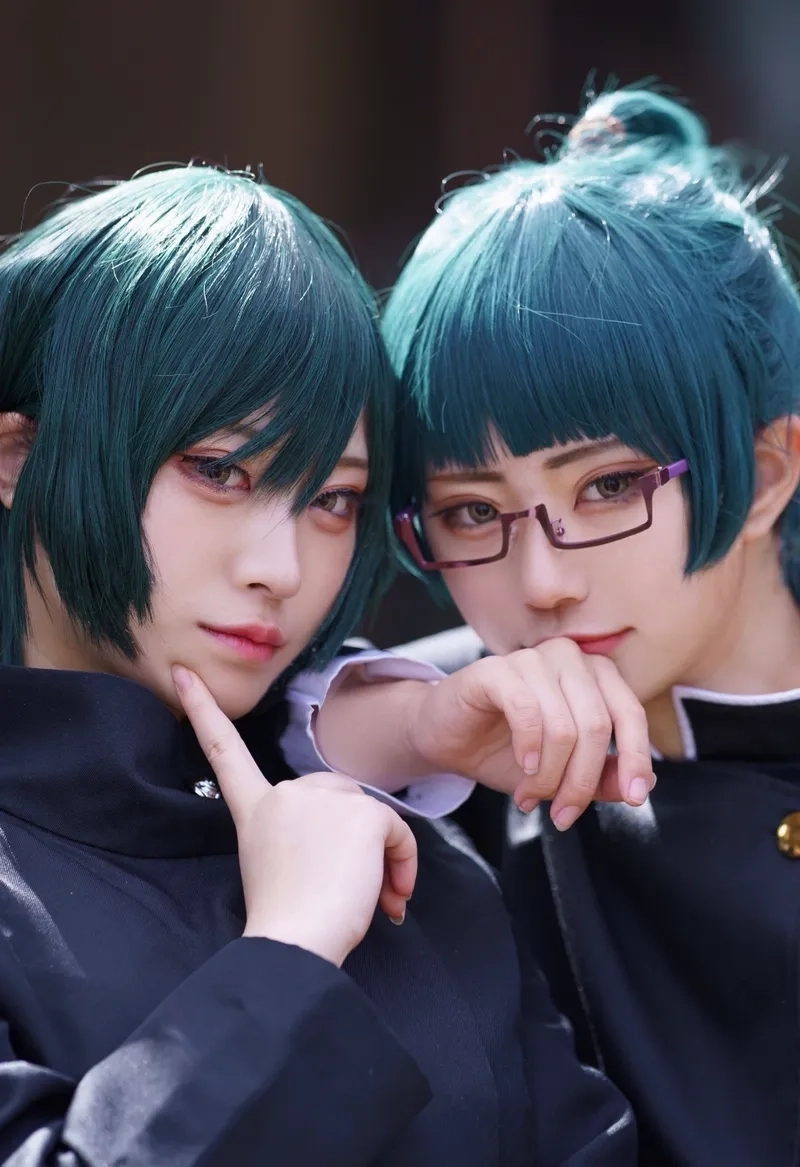 Maki Zenin cosplay nổi bật với khí chất chiến binh