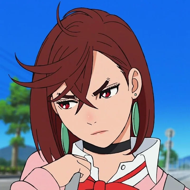 Momo Ayase alien là cảnh chạm trán người ngoài hành tinh hài hước