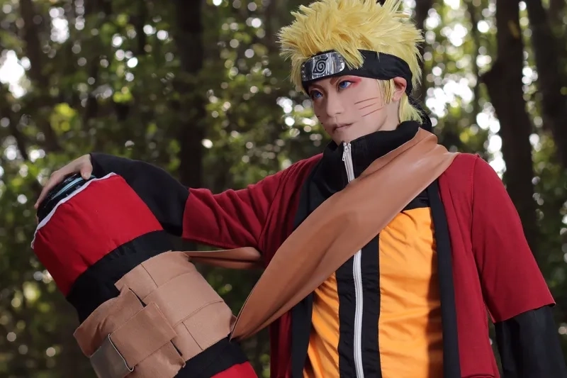 Tạo hình táo bạo cuốn hút của Cosplay Naruto sexy