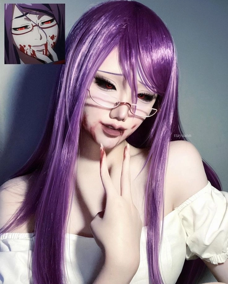 Rize cosplay mô phỏng trang phục và phong cách đặc trưng nhân vật