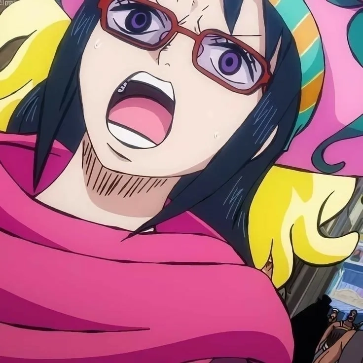 Tashigi Smoker là cặp đôi hỗ trợ ăn ý trong lực lượng hải quân