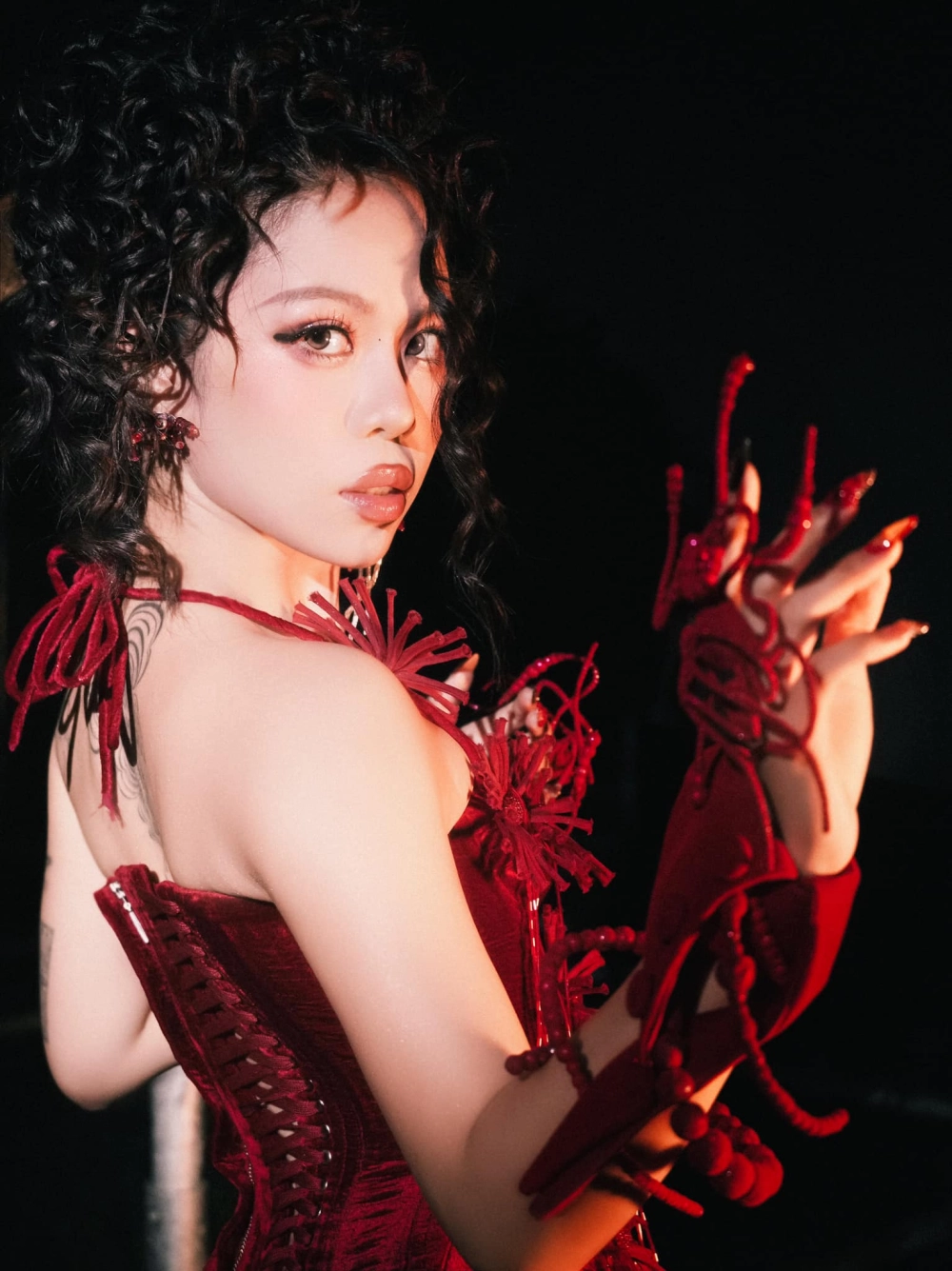 Gợi ý ảnh gái xinh chụp dáng thần thái đỉnh cao