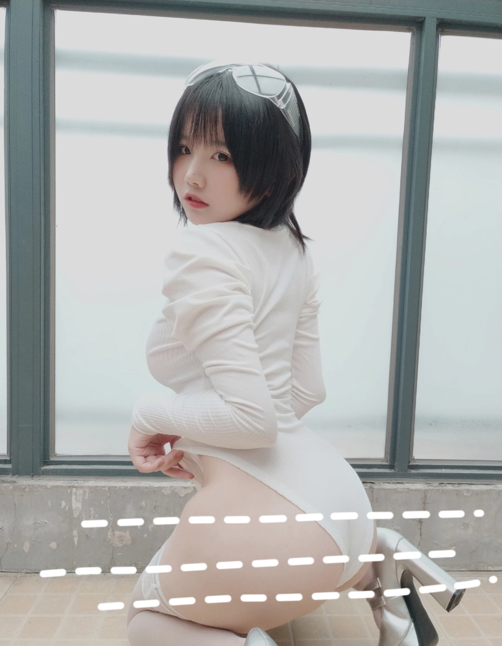 Ah Ban is very happy today mang phong cách sexy đầy mạnh mẽ