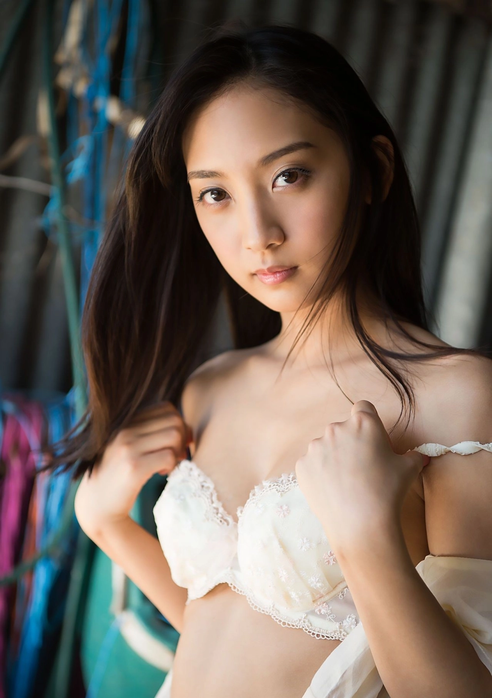 An Tsujimoto tự tin khoe vẻ đẹp gợi cảm đầy tinh tế