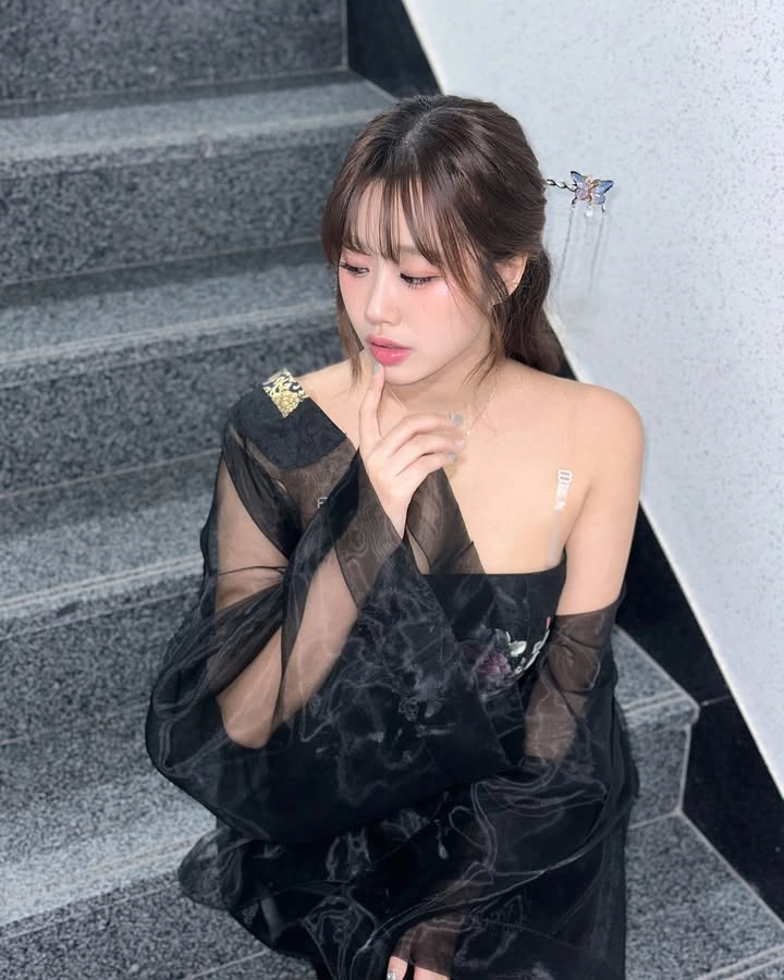 Ảnh sexy gái đẹp và thần thái sang chảnh, đầy cuốn hút