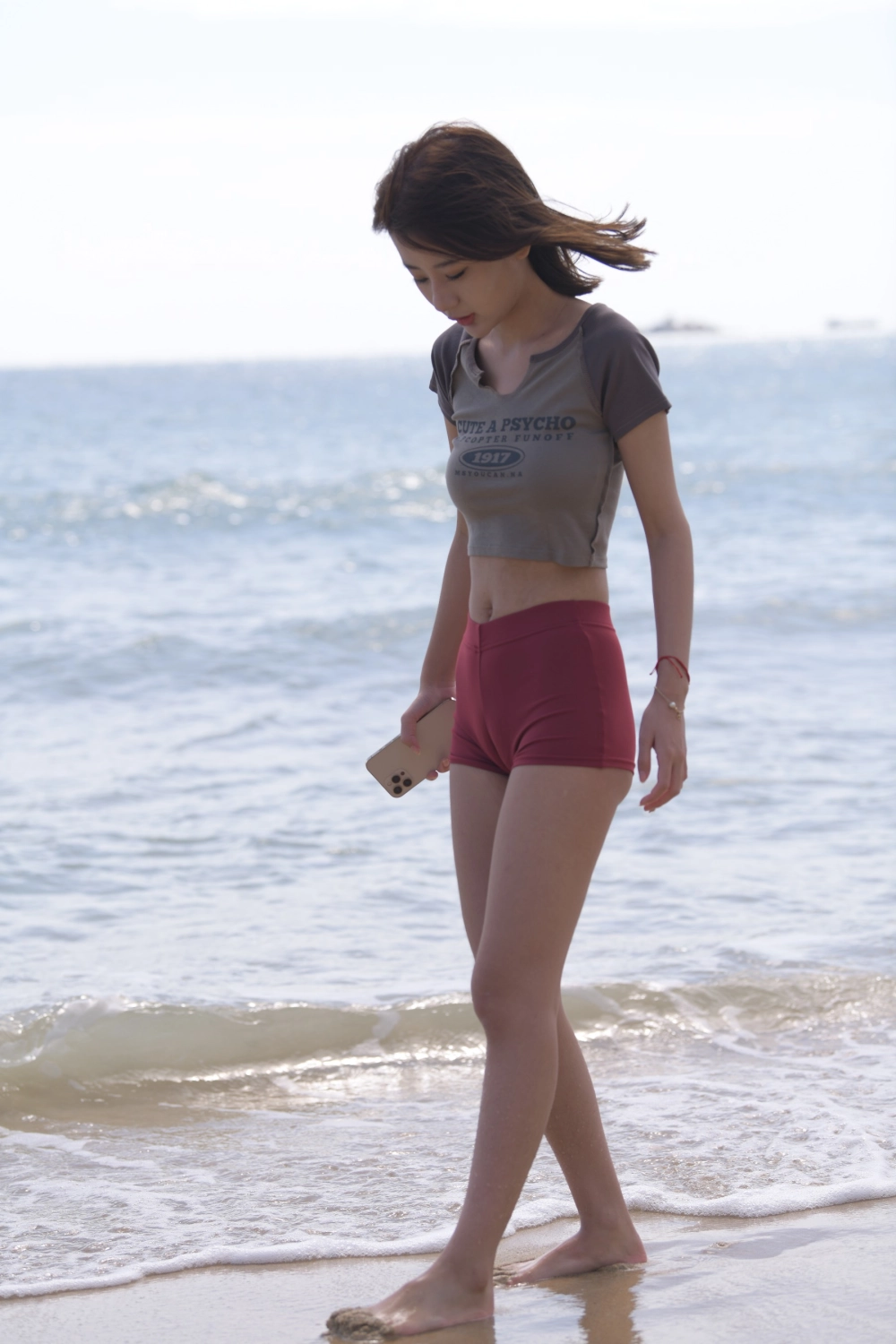 Nét sexy của Anonymous khiến người xem không thể rời