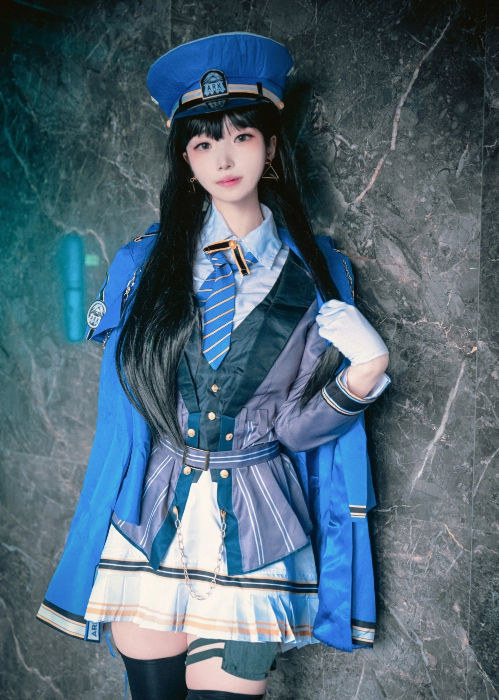 Sexy rực rỡ khiến BamBi trở nên nổi bật