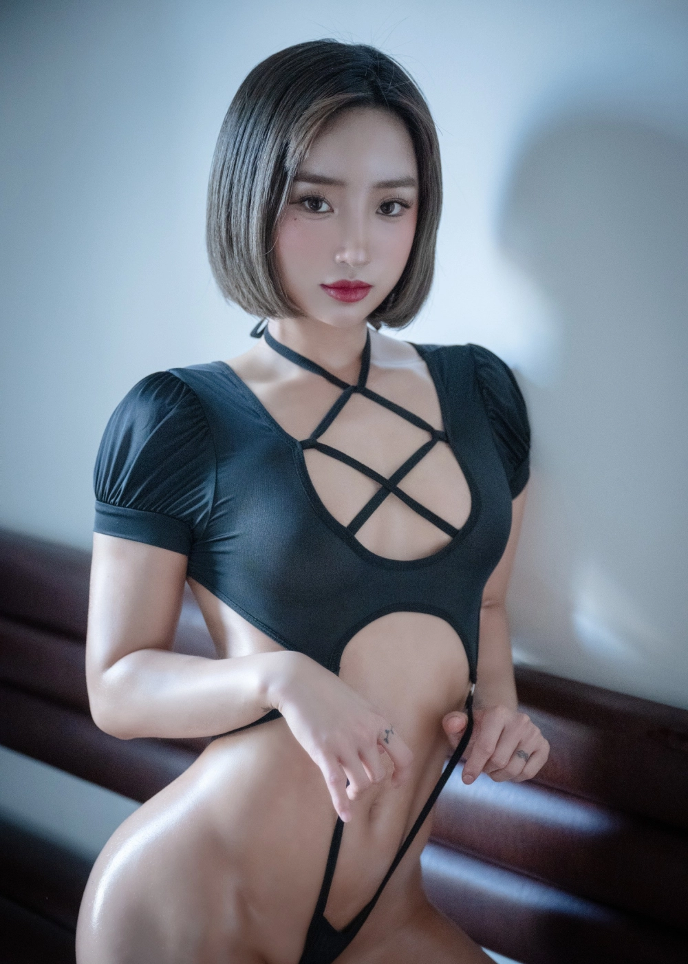 Sexy và táo bạo, Booty Queen khiến không gian trở nên rực cháy