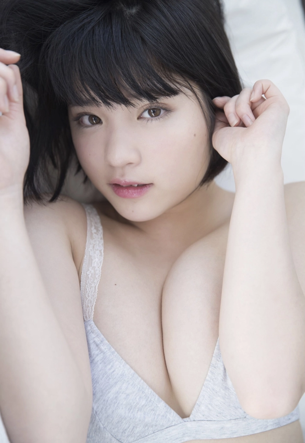 Sexy rực rỡ khiến Fundamental Wind trở nên nổi bật