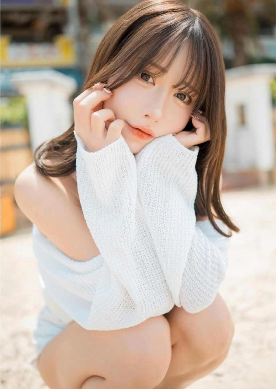 Mai Shirata mang đến sức hút khó cưỡng với vẻ đẹp nóng bỏng