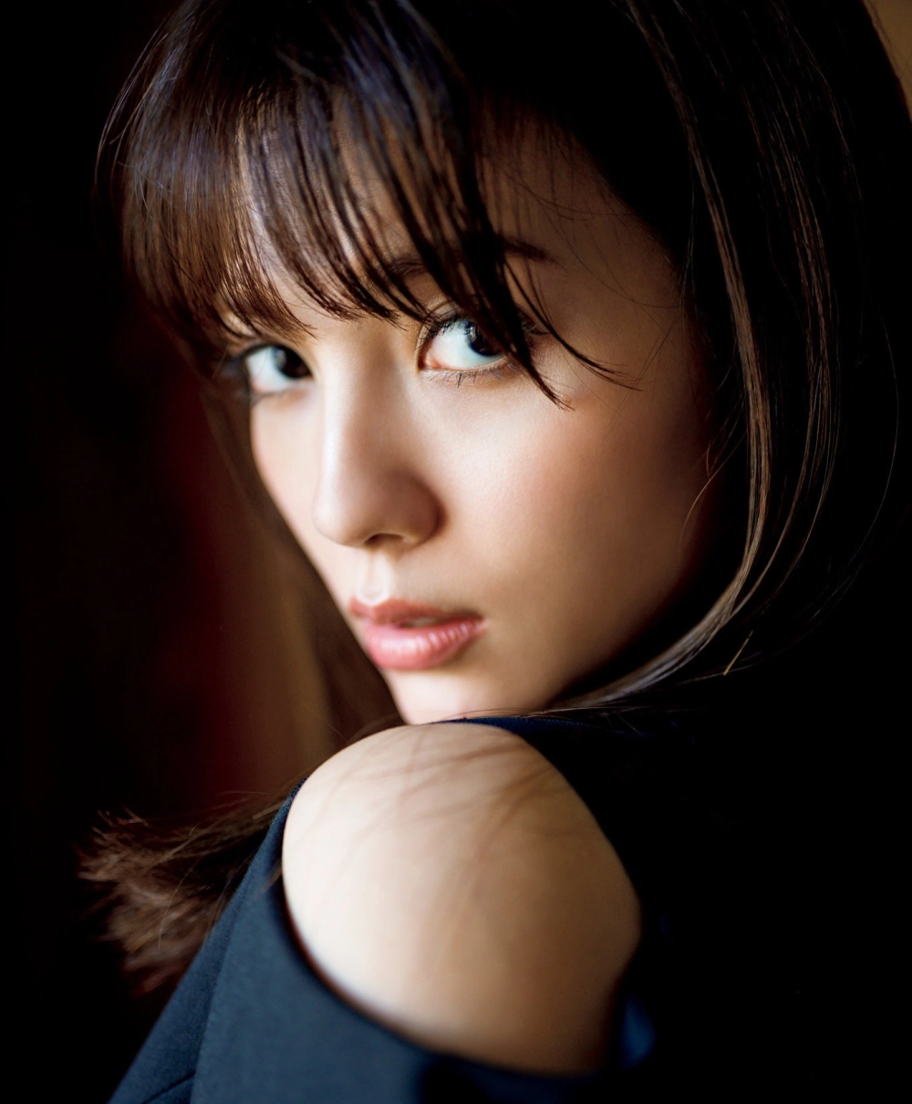 Vẻ đẹp của Miki Nanri là sự hòa quyện giữa ngọt ngào và gợi cảm