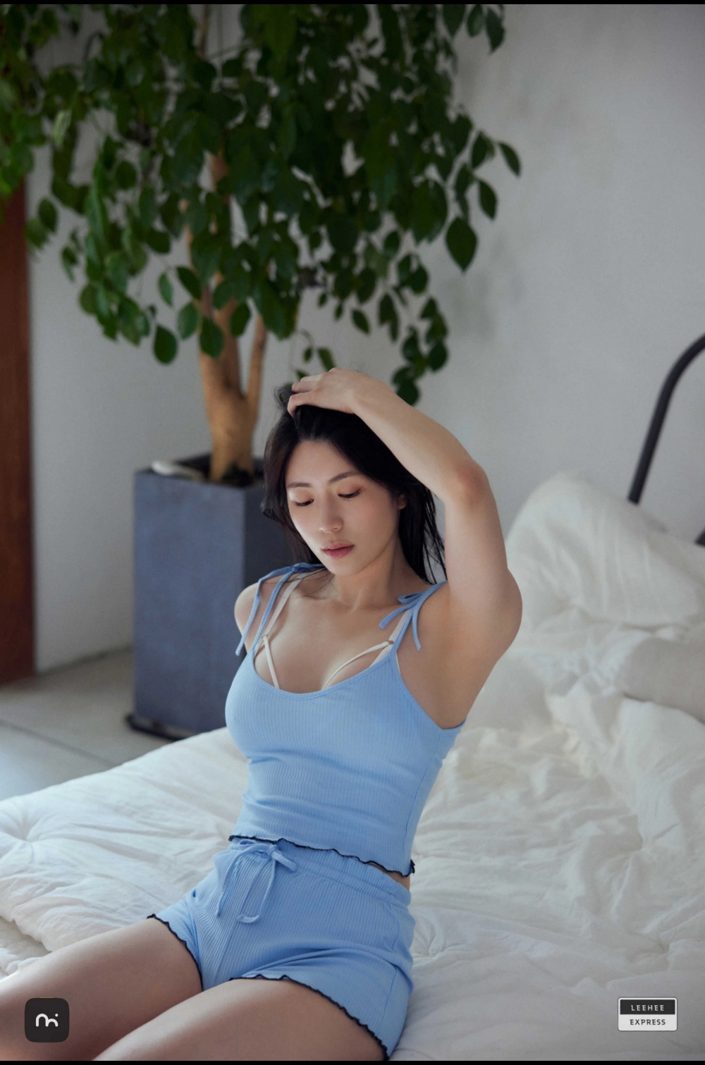 Min.E mang đến sức hút khó cưỡng với vẻ đẹp nóng bỏng