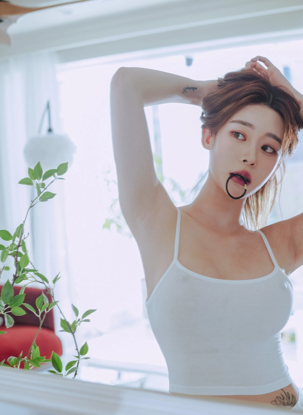 Rahee sexy đầy mê hoặc khiến ánh nhìn không thể rời