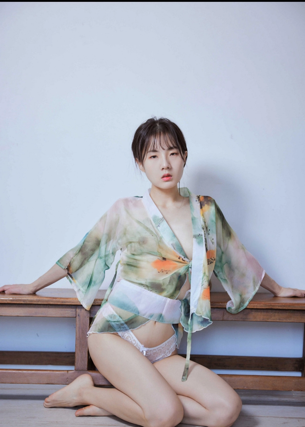 Thần thái sexy của Ray khiến fan không thể rời mắt