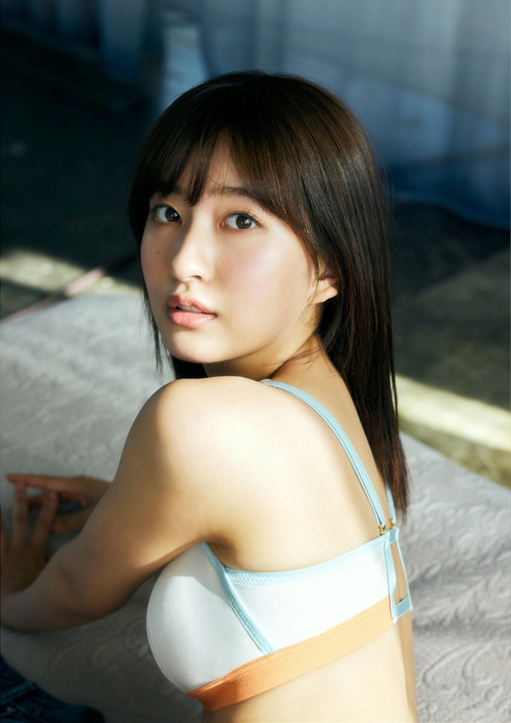 Sức hút của Rina Saitou khiến ai nhìn cũng say đắm