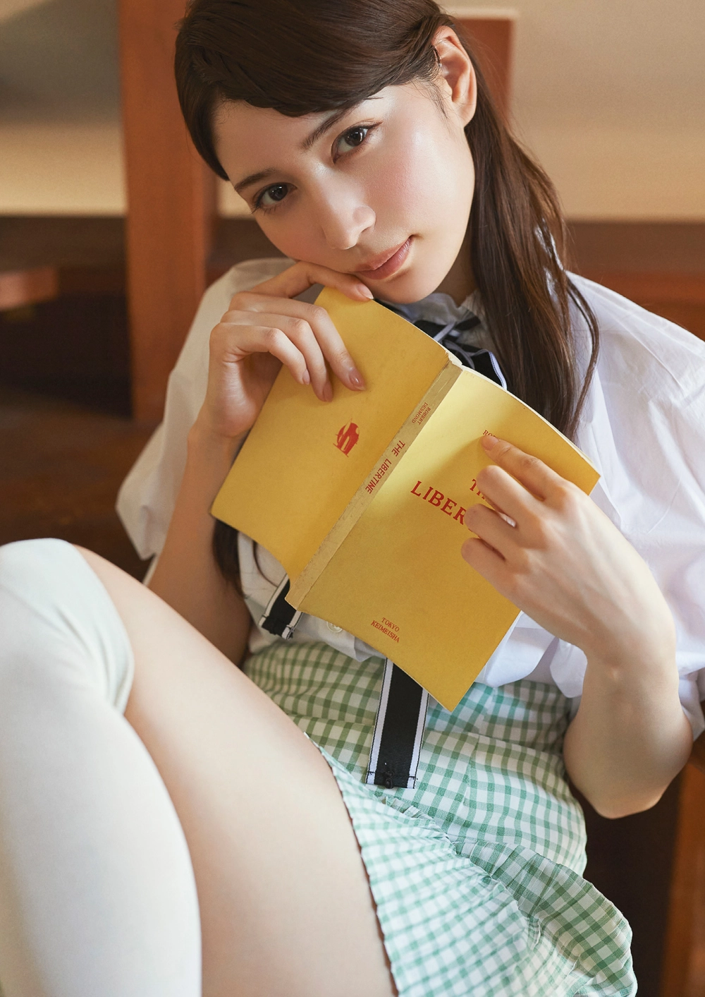 Vẻ đẹp nóng bỏng của Risa Yukihira khiến tim loạn nhịp