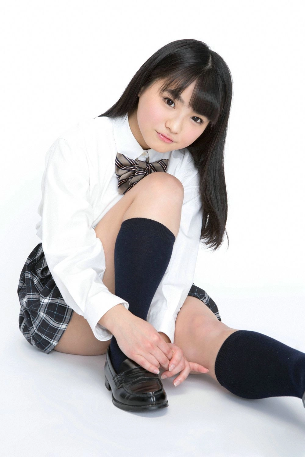 Vẻ quyến rũ của Saye Kataoka khiến mọi ánh nhìn phải dừng lại