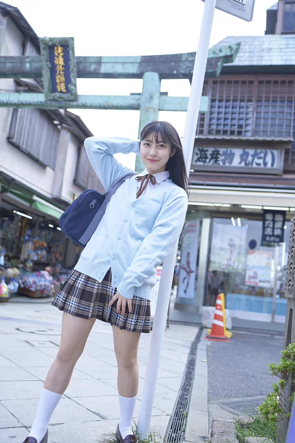 Tsukune Takeuchi mang đến cảm giác sexy đầy mê hoặc và tự tin