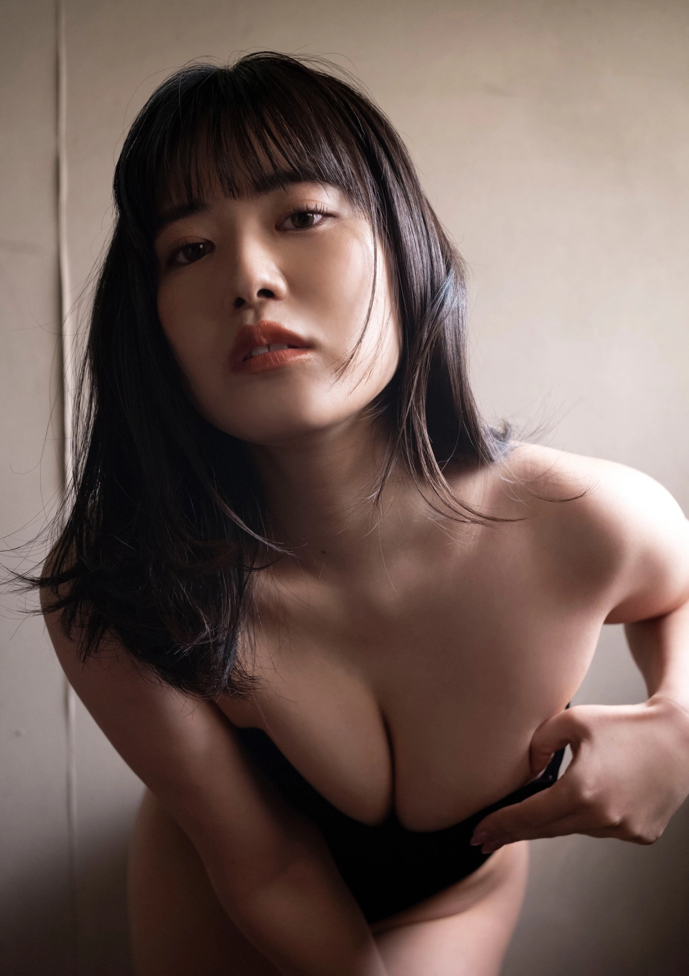 Umi Shinonome quyến rũ và gợi cảm trong từng khoảnh khắc.