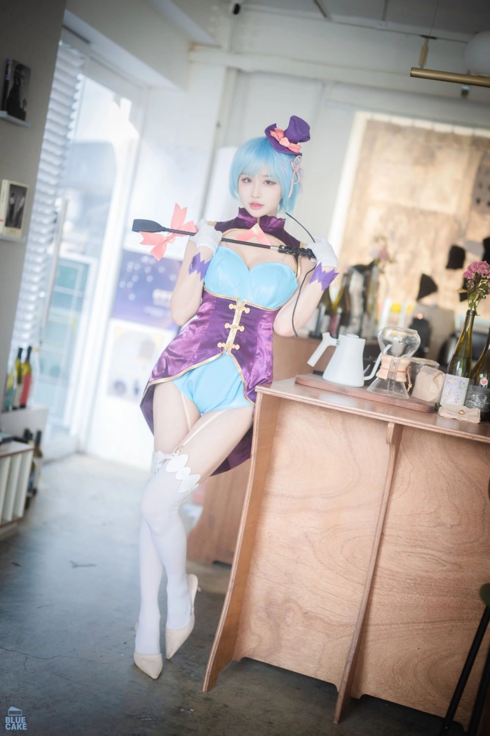 Mê hoặc mọi ánh nhìn với thần thái sexy của Yeon Yu