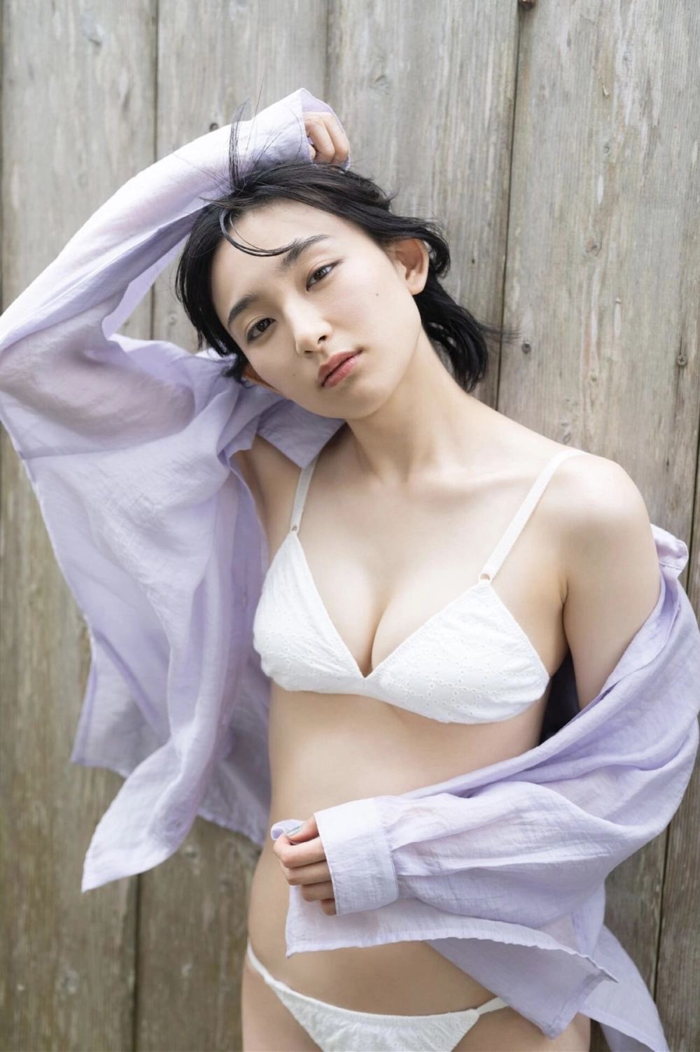 Đường cong hoàn hảo giúp Yu Saotome trở thành biểu tượng gợi cảm